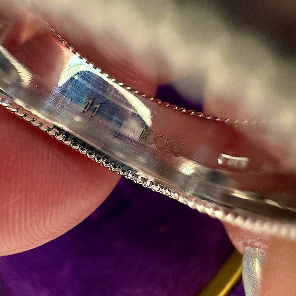 Gucci Icon Blooms Ring 18kt White Gold - Picture 6 of 11